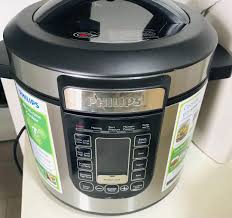 In my experience so far no actual food has gotten up between the two layers, just a. Philips All In One Pressure Cooker Home Appliances Kitchenware On Carousell