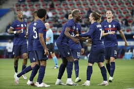 An iso 2848 measure of 3 basic modules (30 cm) is called a metric foot, but there were earlier distinct definitions of a metric foot during metrication in france and germany. Quiz Euro 2021 Connaissez Vous Vraiment Les Joueurs De L Equipe De France Actu