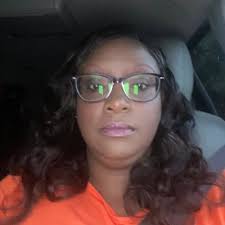 Amy Davis (@adavis3118)