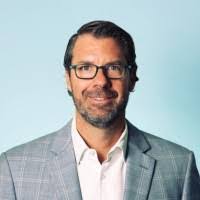 Becky Householder's Instagram, Twitter & Facebook