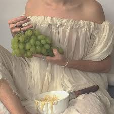 There S So Much Going On In This I Love It The Grapes The Drapes The Noodles The Female Liberation Photography Aesthetic Pasta Art
