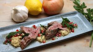 Lammfilet Mit Kichererbsenpuree Und Granatapfel Rezepte Ard Buffet Swr De Kichererbsenpuree Rezepte Mit Granatapfel Lammfilet