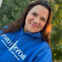 Amanda Mcdowell's Instagram, Twitter & Facebook