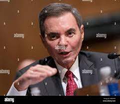 Richard gonzalez hi-res stock photography and images