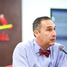 St. Louis Cardinals: Bringing Jeff Albert back Highlights Complacency