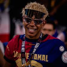 Nicola Zalewski i Piotr Zieliński po meczu z Portugalią zrobili sobie  zdjęcie z Cristiano Ronaldo 📸 🇵🇱 🤝 🇵🇹