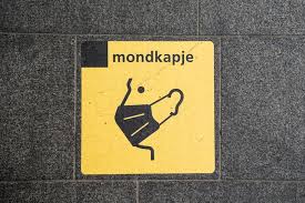 Voorbeelden van publieke binnenruimten zijn winkels, musea, benzinestations, restaurants, cafés. Is Het Een Mondkapje Of Is Het Een Piemel Lullig Dat Ons Symbool Ondersteboven Op Een Penis Lijkt Binnenland Tubantia Nl