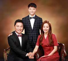 For the families living at sky castle, an exclusive residential community that's home to korea's elite, their children's success. The Suck Reality Of Education World In South Korea Sky Castle A N D E R E U