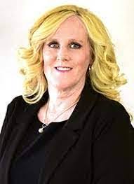 Debbie Buffalo's Instagram, Twitter & Facebook