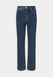 À chaque femme sa coupe de jean ! Selected Femme Slfkate Harbour Jeans Straight Leg Medium Blue Denim Blue Denim Zalando De
