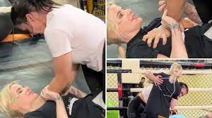 MMA Fighter Goes Viral After Footage Shows Her Escaping From Chokehold By  Getting Opponent To Grab Her Boobs