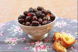 _ le olive siciliane per eccellenza sono le olive da tavola della varietà nocellara del belice. Panza Presenza Le Olive Nere Infornate Alla Siciliana