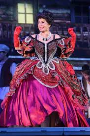 Tři oříšky pro popelku patří neodmyslitelně k vánocům, teď je ale česká televize vysílá jako poctu zesnulému režisérovi václavu vorlíčkovi (†88), který 5. Pin On Pohadkove Postavy Objekty Vecernicky Videa