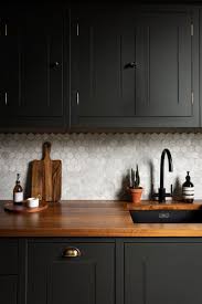 Elegantnye Apartamenty V Viktorianskom Dome V Londone Foto Idei Dizajn En 2020 Credence Cuisine Interieur Maison Maison Moderne Interieur