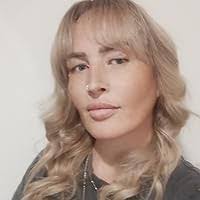 Tess Tessier's Instagram, Twitter & Facebook