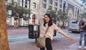 Bahagia tengah dirasakan oleh maudy ayunda. Mulai Kuliah Di Stanford University Intip Gaya Maudy Ayunda Di California Okezone Lifestyle