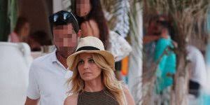 Δεν θα πιστέψετε ποιος της έκλεψε την καρδιά. Aytos Einai O Syzygos Ths Elenas Rapth Oi Plhrofories Gia Ton Astynomiko Apo Ta Trikala Eikones Zwh Iefimerida Gr