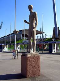 File:Wildparkstadion Nackter Mann.jpg - Wikimedia Commons