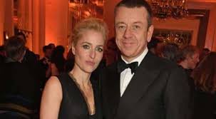 Jul 14, 2021 · gillian anderson says she is not wearing a bra anymore, telling fans: The Crown Actor Gillian Anderson Creator Peter Morgan Split After Dating For Four Years Report Entertainment News Wionews Com