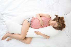 How To Sleep With A Pregnancy Pillow 6 Ways Terry Cralle