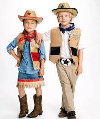 31 Simple Last Minute Halloween Costumes That Don T Require A Trip To The Costume Store Easy Halloween Costumes Sheriff Costume Costume Craze