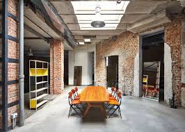 Msgm Fashion Office In A Converted Workshop By Fabio Ferrillo House Design Interior Architecture Corporate Interiors