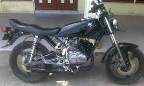 Hanya bagian segitiga dan setang yang tidak disentuh. 12 Modifikasi Motor Rx King Warna Hitam Ideas Motor Motorcycle Vehicles