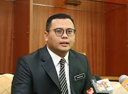 Task force itu menurut menteri besar selangor dato' seri amirudin shari bukan sahaja akan melibatkan penyertaan dari bekas menteri kesihatan itu tetapi akan turut disertai empat pakar kesihatan serta wakil daripada jabatan kesihatan negeri. Mb Selangor Berlakon Setia Pada Anwar Dakwa Orang Azmin Mykmu Net