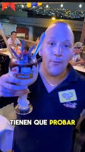 FELIZ TARDE AMIG@S! TE RECORDAMOS QUE TAMBIEN PUEDES ARMAR TU COMBINACIÓN  FAVORITA DE NUESTROS CÓCTELES...