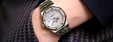 Buy audemars piguet watch audemars piguet (ap) is one of those exclusive watchmakers that haven't gone digital. Audemars Piguet Royal Oak Lady Jacqueline Dimier S Legacy