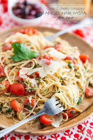 Angel hair pasta with roasted tomato sauce and fresh mozzarella. Clams And Cherry Tomatoes Angel Hair Pasta The Healthy Foodie