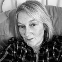 Ila West's Instagram, Twitter & Facebook