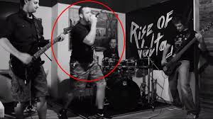 Jump to navigation jump to search. Dominik Paris Spiegato Con L Heavy Metal Dalla Passione Per I Pantera A Voce Dei Rise Of Voltage Eurosport