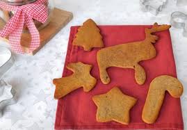 Une confiture rouge avec des agrumes, de la cannelle, des fruits rouges et des amandes. Sables De Noel Aux 4 Epices Au Thermomix Plat Et Recette