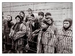 Ein ehemaliger gaskammer und krematorium: Konzentrationslager Auschwitz Auschwitz Uberlebender Gabor Hirsch Flucht Wir Wussten Dass Wir Keine Chance Haben