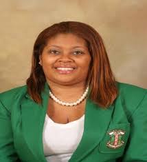 Shirley Borders's Instagram, Twitter & Facebook