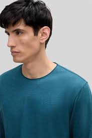 Prospect Long-sleeved Top in Turquoise