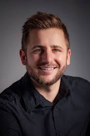 Ansprechpartner bei Riso • Riso Permanent Make-up