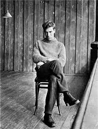 صور الكاتب والشاعر الروسي الشهير بوريس باسترناك في روايته الرائعة دكتور جيفاكو فشل طريق التغيير الثوري الدموي، وخلد مآسي الثورة الشيوعية، وجسد فيها خطأ العمر. Ø§Ù„Ø£Ø¯Ø¨ Ø§Ù„Ø±ÙˆØ³ÙŠ Ø¨ÙˆØ±ÙŠØ³ Ø¨Ø§Ø³ØªØ±Ù†Ø§Ùƒ Ø§Ù„ÙƒØ§ØªØ¨ Ùˆ Ø§Ù„Ø´Ø§Ø¹Ø± Ø§Ù„ÙÙŠÙ„Ø³ÙˆÙ Ø¬ÙŠÙ„ Ø¬Ø¯ÙŠØ¯