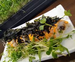Ghost Caterpillar Vegetarian Sushi Roll In 2020 Vegetarian Sushi Vegetarian Sushi Rolls Sushi Rolls
