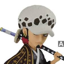 So i was watching one piece and i finally found out the truth about smiles and i wanted to write something to appease my sad little heart. Animefanshop De Trafalgar Law One Piece Wcf Minifiguren Wanokuni 2 Banpresto