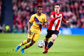 Découvrez, en images, les temps forts du match de 16e de finale de la coupe du roi entre alcorcon et valence. Diaporama Coupe Du Roi La Toile S Enflamme Pour Les Eliminations Du Barca Et Du Real Madrid Onze Mondial
