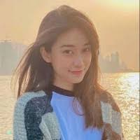 Cindy Swift's Instagram, Twitter & Facebook