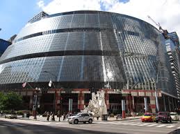 Helmut jahn, a prominent german architect who designed chicago's state government building and worked on the design of the fbi headquarters in washington. Helmut Jahn Architekt Wikipedia
