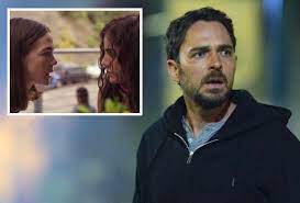 ¿quién mató a sara?) is a mexican mystery thriller streaming television series created by josé ignacio valenzuela and produced by perro azul, which was released for netflix on 24 march 2021. Who Killed Sara Season 2 Finale Killer Revealed Ending Explained Tvline