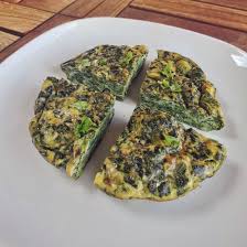 La frittata di spinaci di oggi è un piatto semplice e molto leggero grazie alla cottura in forno. Frittata Spinaci E Basilico Basilico Secco