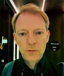 Gareth Mitchell's Instagram, Twitter & Facebook