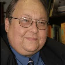 YOUR SIGNAL: UHCL student-run newspaper past and present staff reflect