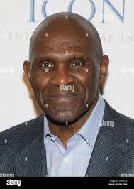 Harry Carson's Instagram, Twitter & Facebook