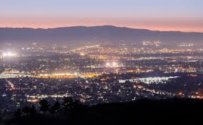In the heart of silicon valley, minutes from the san jose international airport and the new levi's stadium, is the. Silicon Valley Ansichten Von Oben Santa Clara Valley An Der Dammerung Wie Vom Leck Observatorium Im Berg Hamilton Ostlich Von San Jose Santa Clara County Kalifornien Usa Gesehen Lizenzfreie Fotos Bilder Und Stock